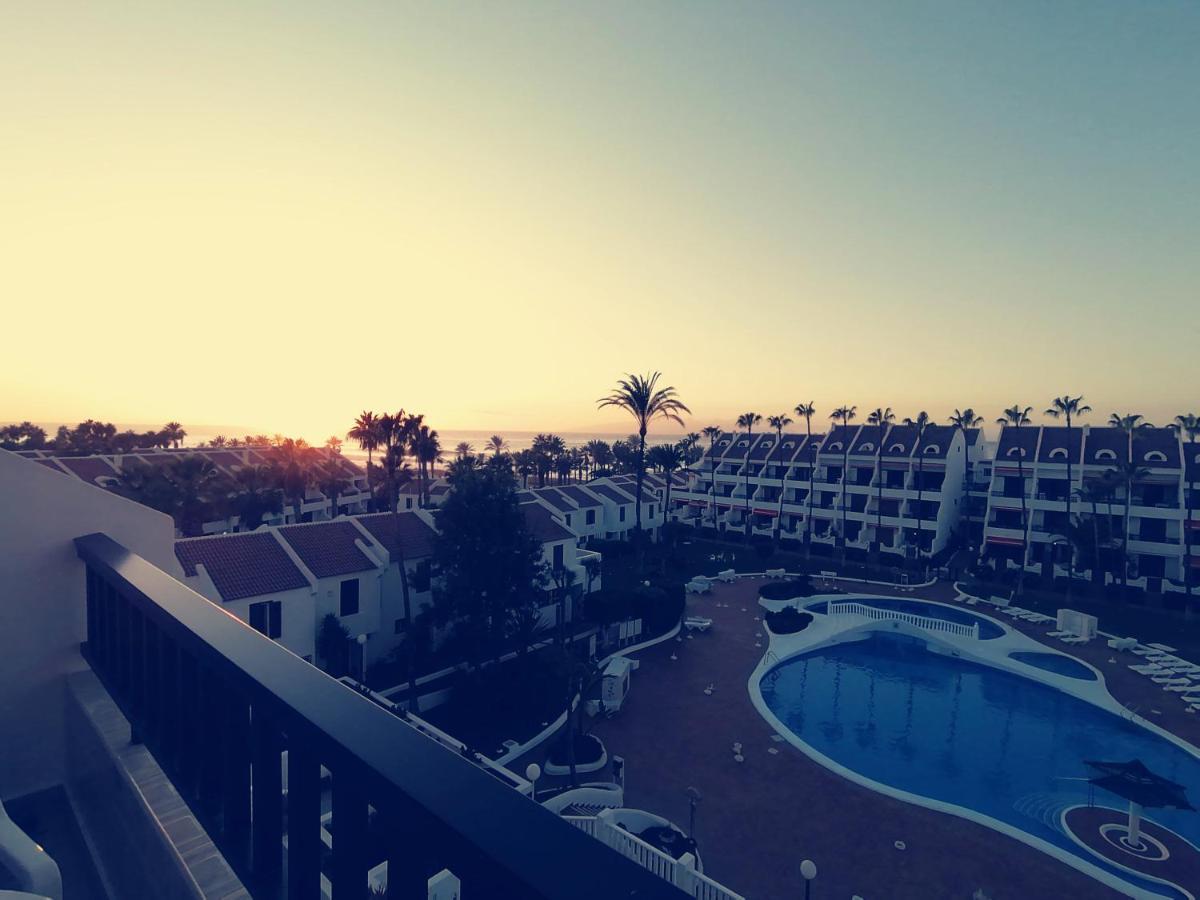 פלאייה דה לאס אמריקס Golden View Holiday Home מראה חיצוני תמונה